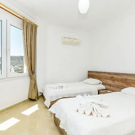 You Will Love This Luxury 3 Bedroom Villa, 1047 Villa